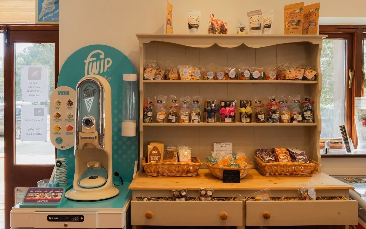 Deer's Glade Fwip and sweet shop