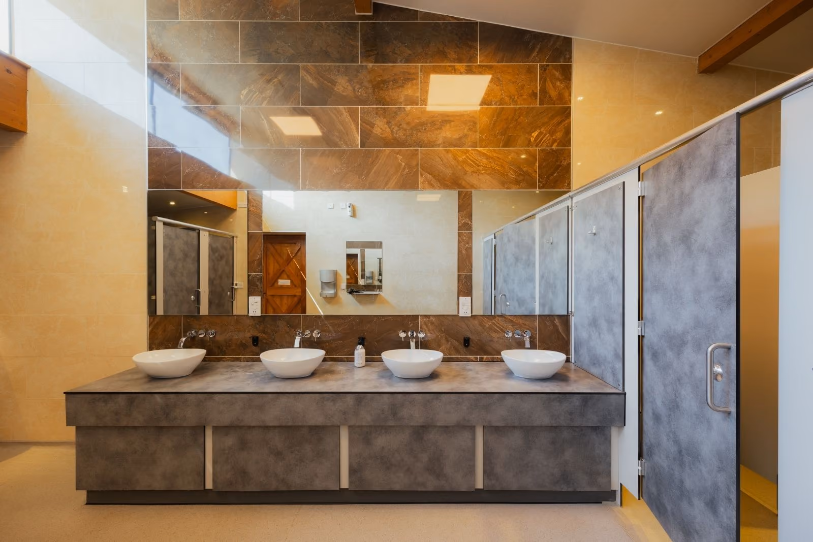 Modern facilities at Deer's Mead