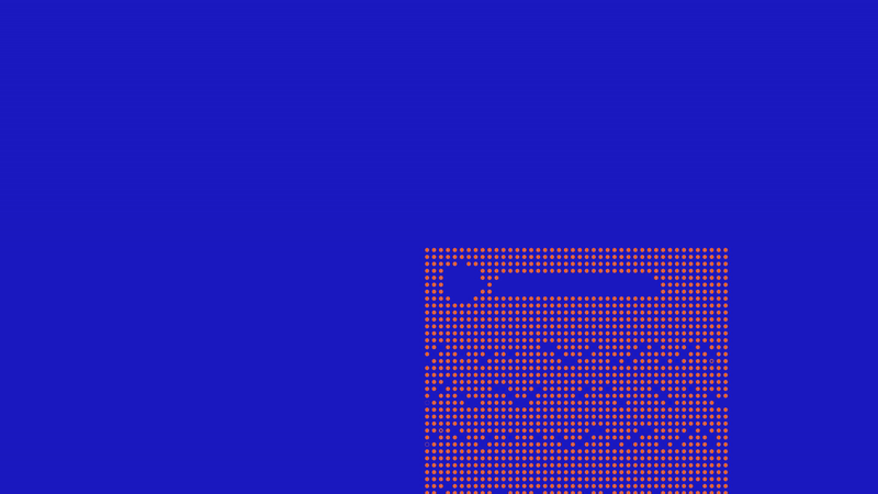 Animation montrant quatre icônes : téléphone, e-mail, ordinateur portable et messagerie, décrivant la gestion omnicanale des demandes clients.