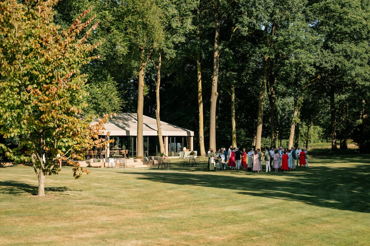 Garden party at Ypres