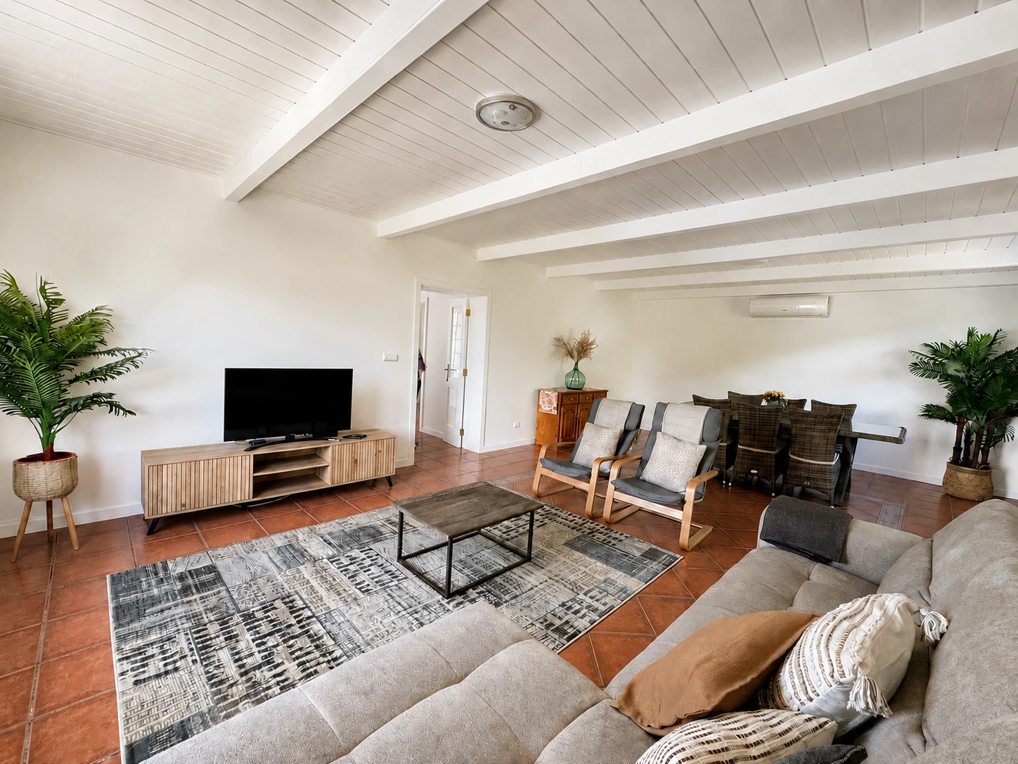 Pico Island Villa 20