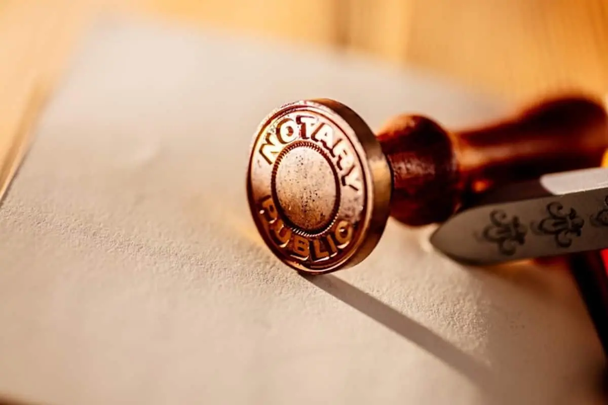 Become a Notary in Michigan