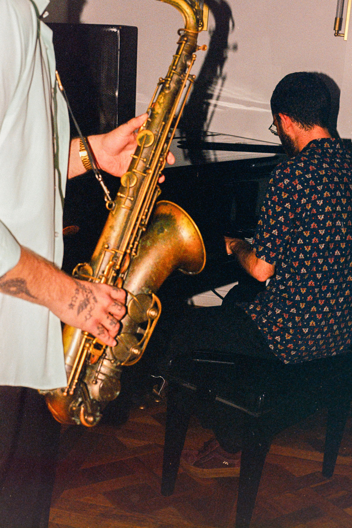 Musicians playing jazz