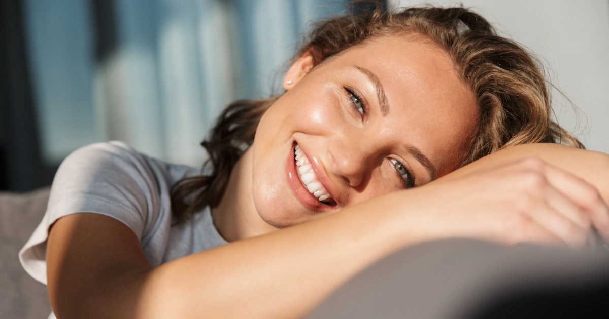 How Stress Affects Oral Health: The Hidden Connection Between Your Well-being, Teeth, and Gums