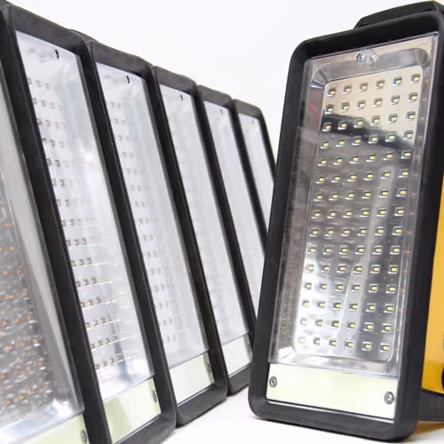 Sie sehen ein Bild von LED-Arbeitsleuchten von INDU-ELECTRIC.