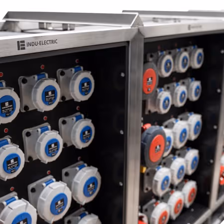 Distributeurs électriques INDU-ELECTRIC dans châssis en acier inoxydable