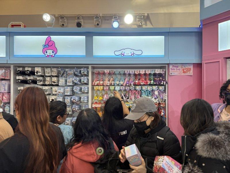 A Sanrio-themed pop-up store opened at Tangram Mall in Flushing on the 14th...