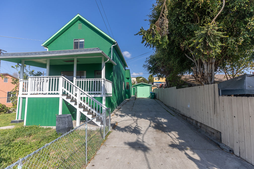 Single Family Residence