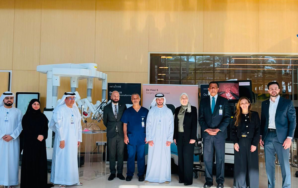 Showcasing Intuitive da Vinci 5 Robotic Surgical System at SSMC