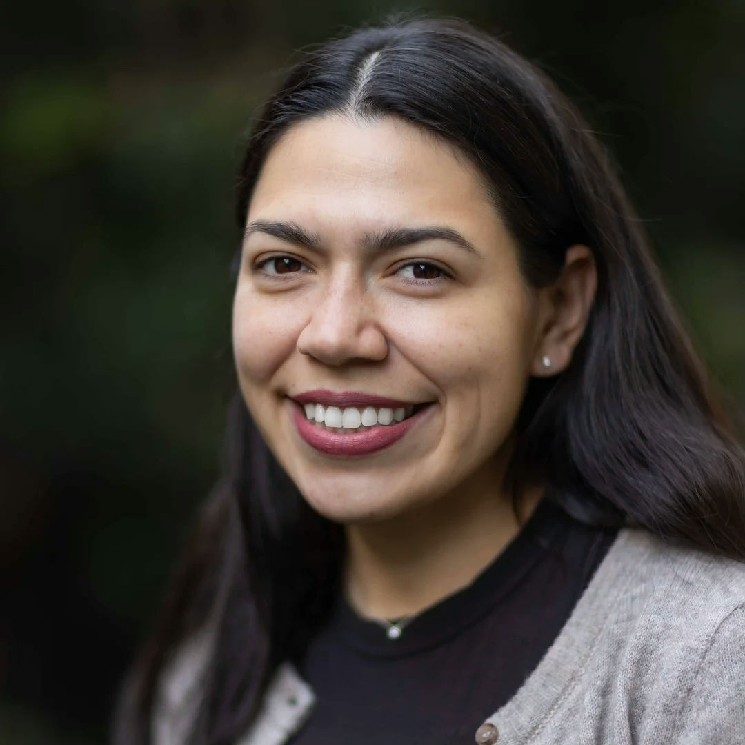 Lisa Cuesta Bunin