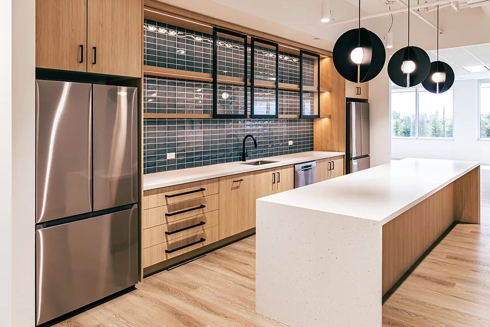 2680 Skymark Avenue, Model Suite