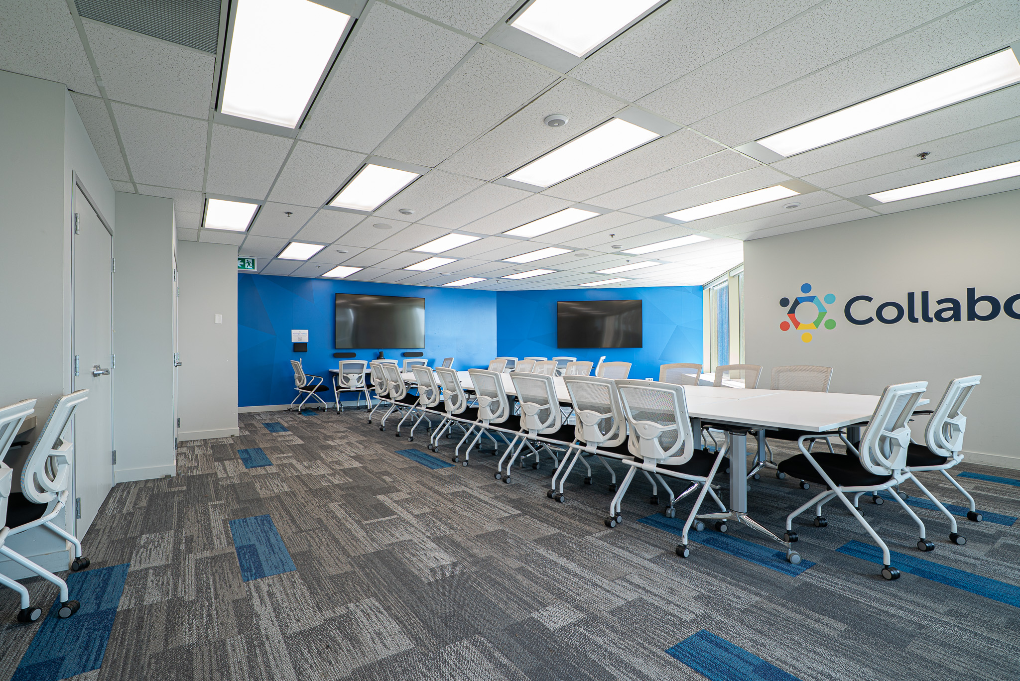 400 University Collaborate by Crown