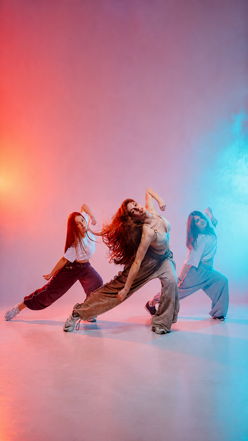 Tancerki wykonujące dynamiczną choreografię Jazz Funk