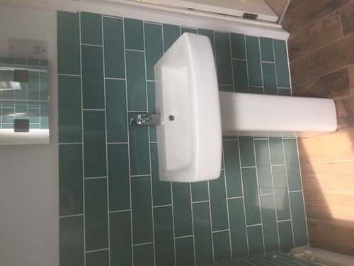 En-suite Bathroom Renovation in Binfield Cottage
