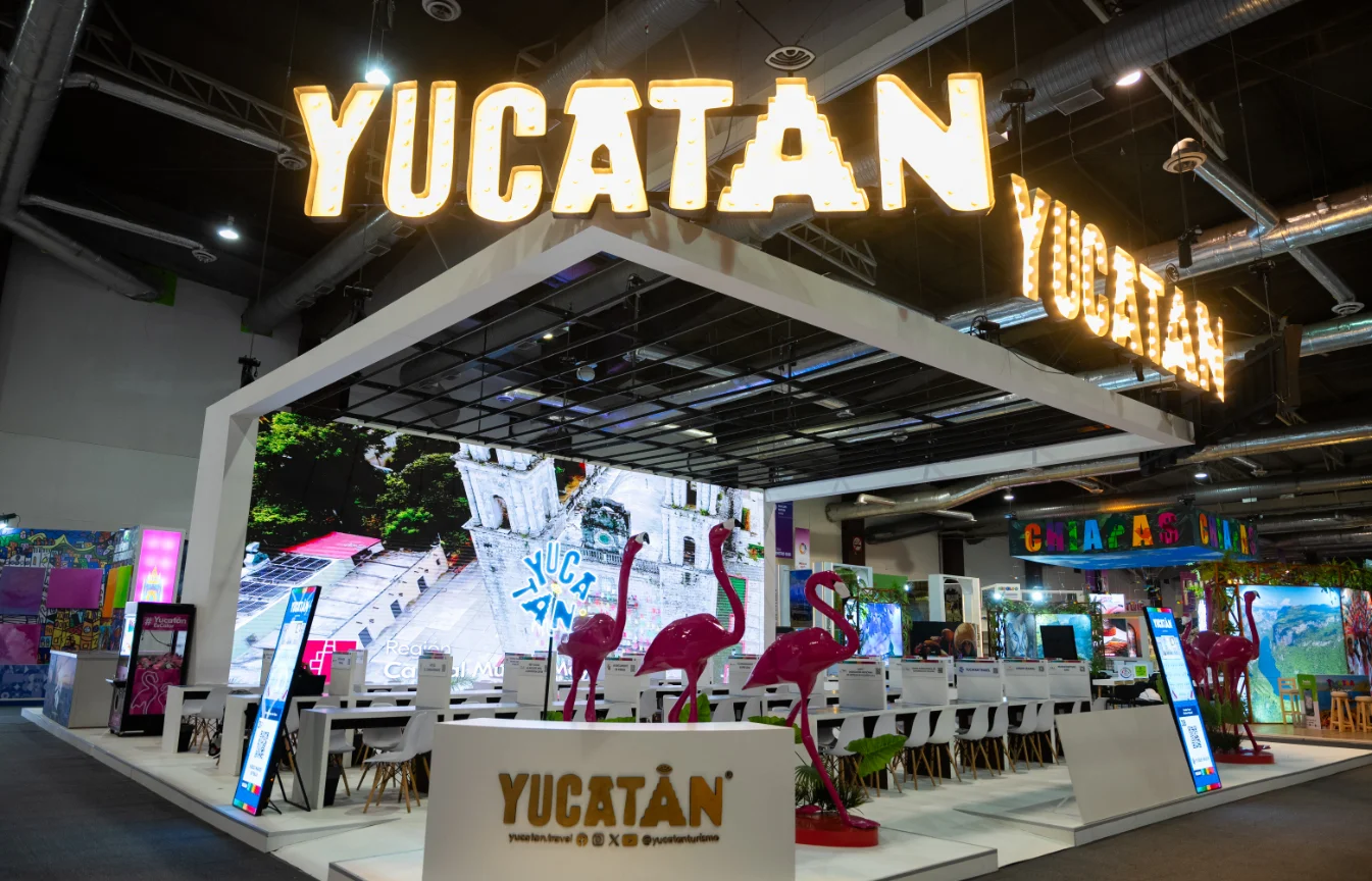 Stand de Yucatán en feria turística