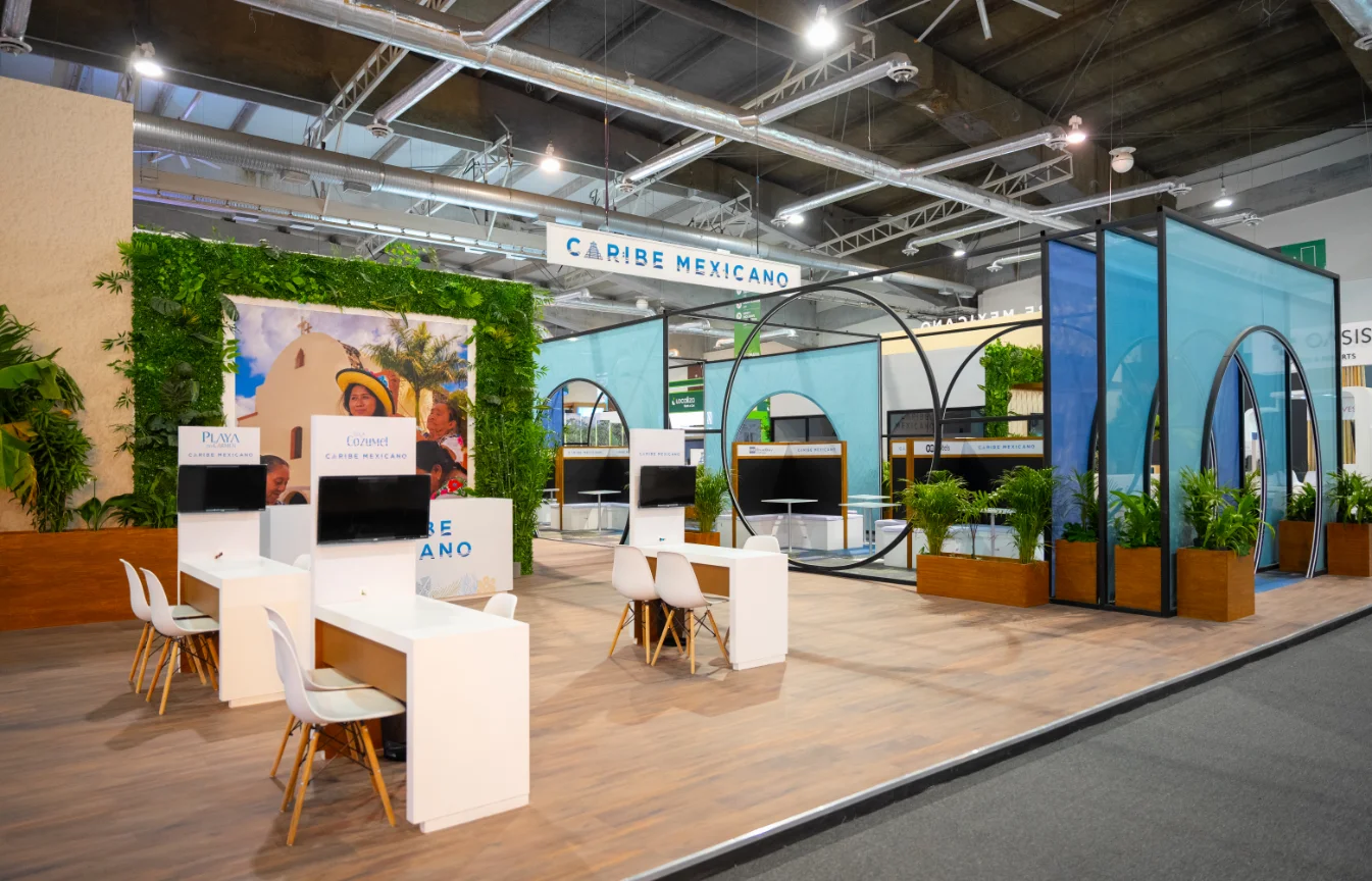 Stand de Caribe Mexicano en feria turística