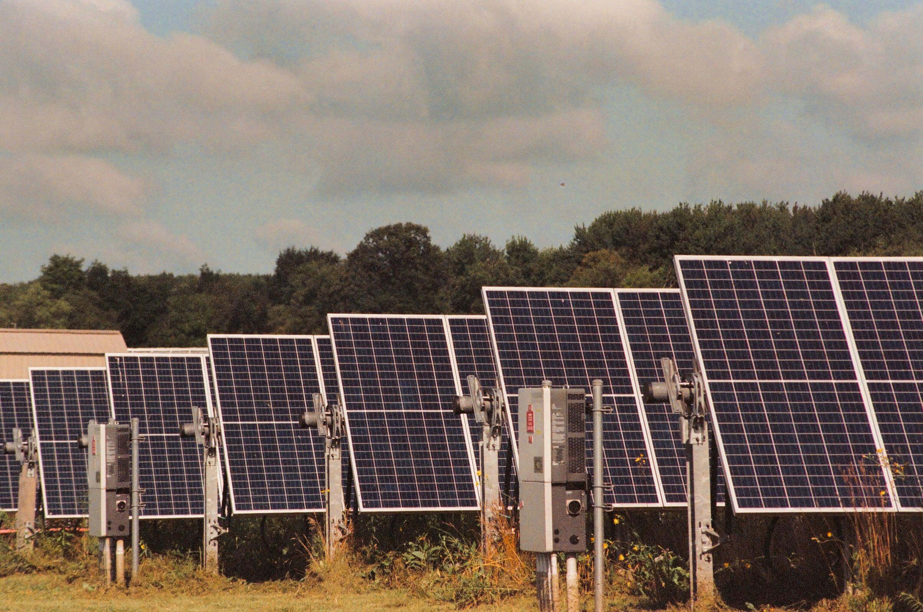 leading commercial solar installation