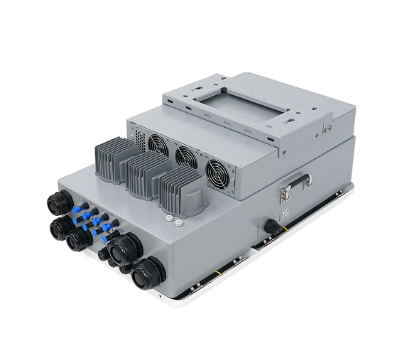 Felicity IVGM20KLP3G1 на фоні сонячних панелей – ціна та характеристики