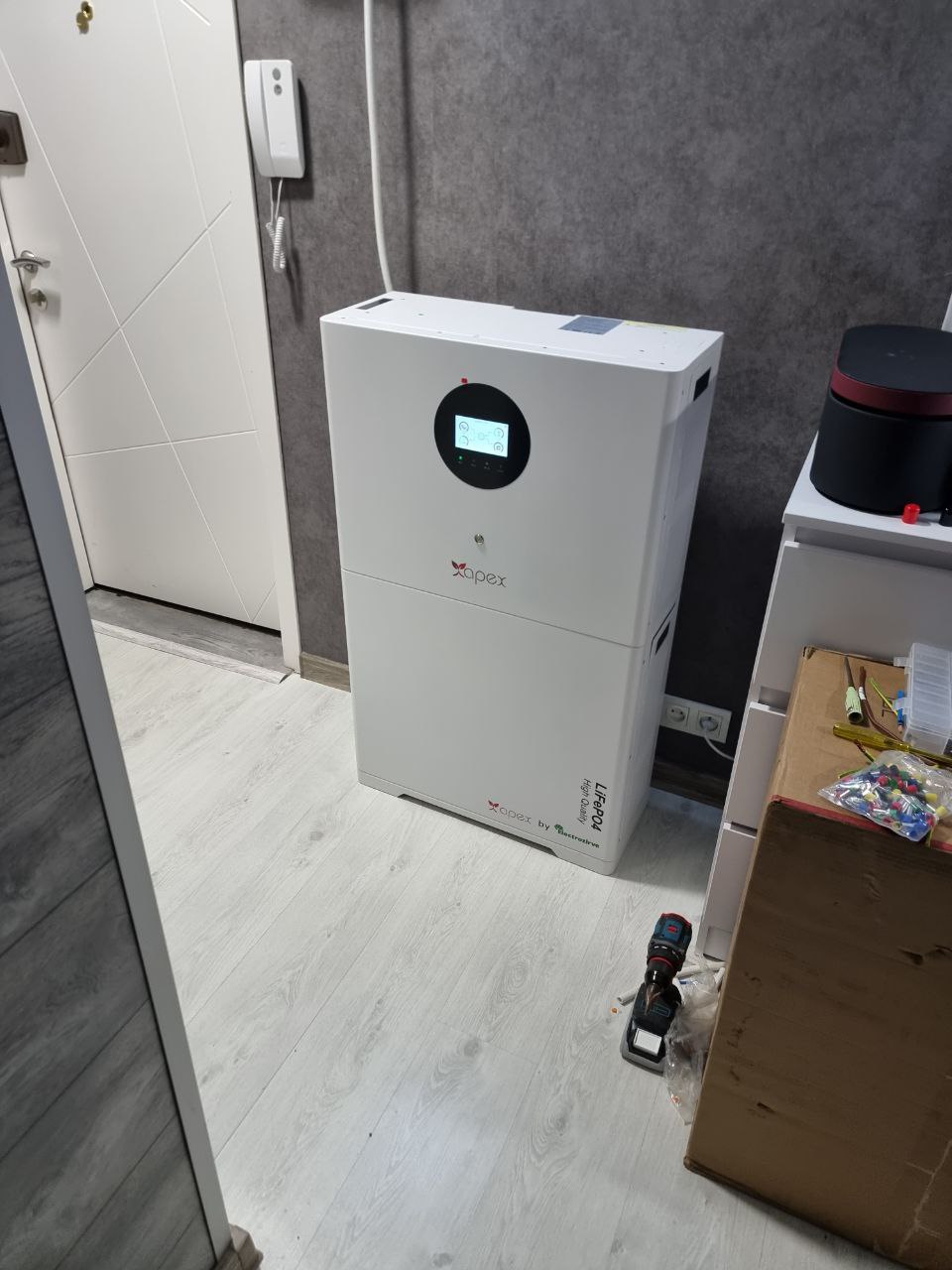 APEX ESS 11 кВт для СЕС під ключ вигідна ціна,Зарядна станція All-in-one APEX ESS 11kW/11kWh 1фаза