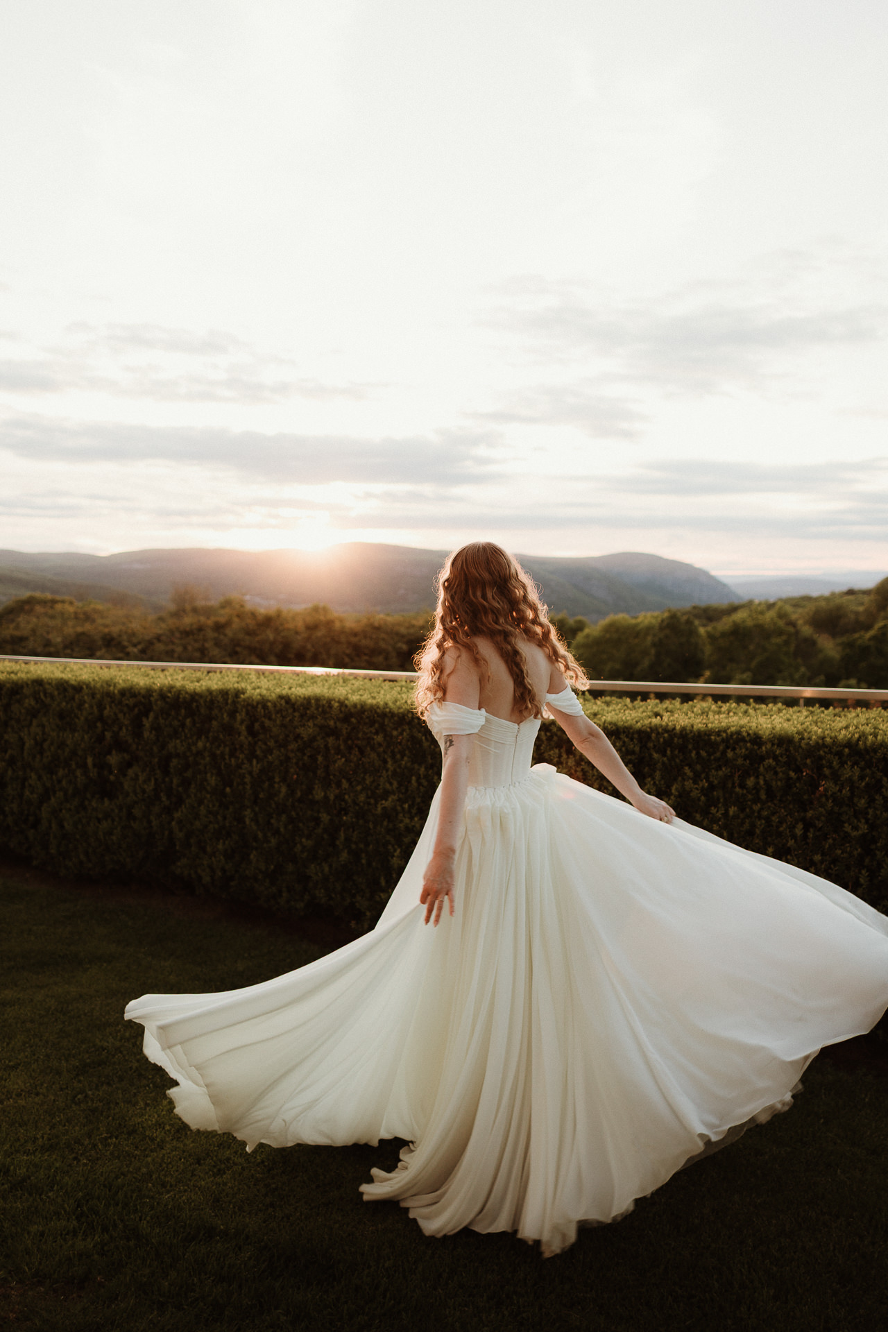 The Garrison Wedding in Spring for Megan and Richie