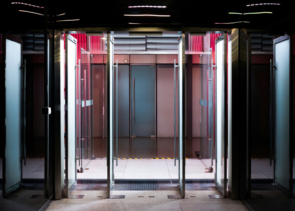 Commercial Glass Aluminum - Mr.GlassPro