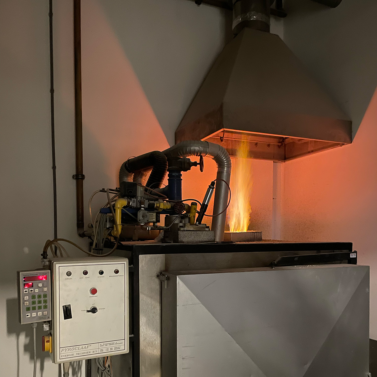 Nic Frehner Shifting Glas Fiber process