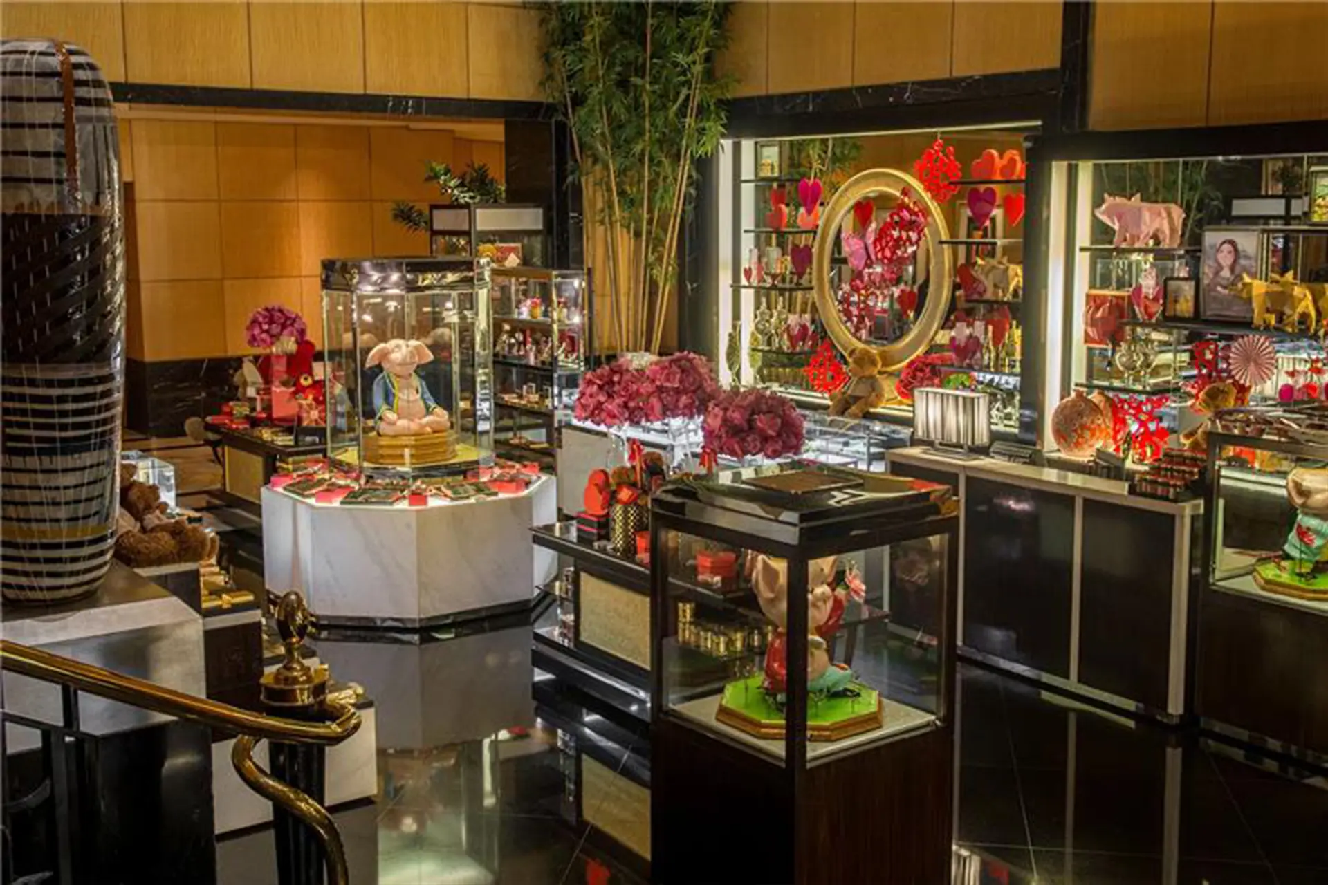 08 Cake Shop at Hotel Mulia