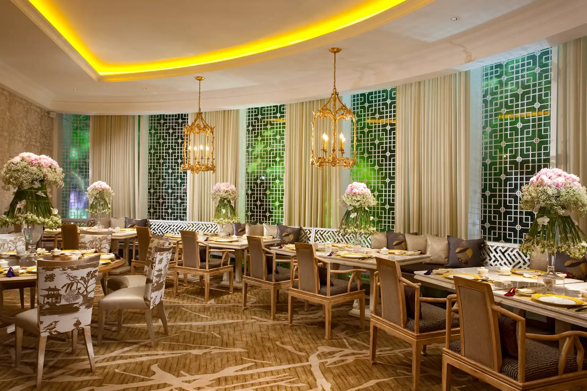 02 Table8 Mulia Jakarta