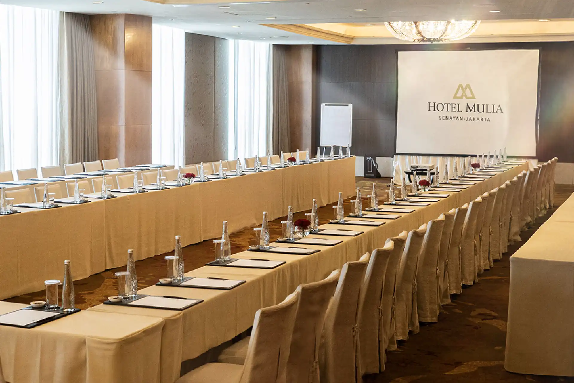 Elegant Ramadan iftar table set for evening gatherings during the holy month