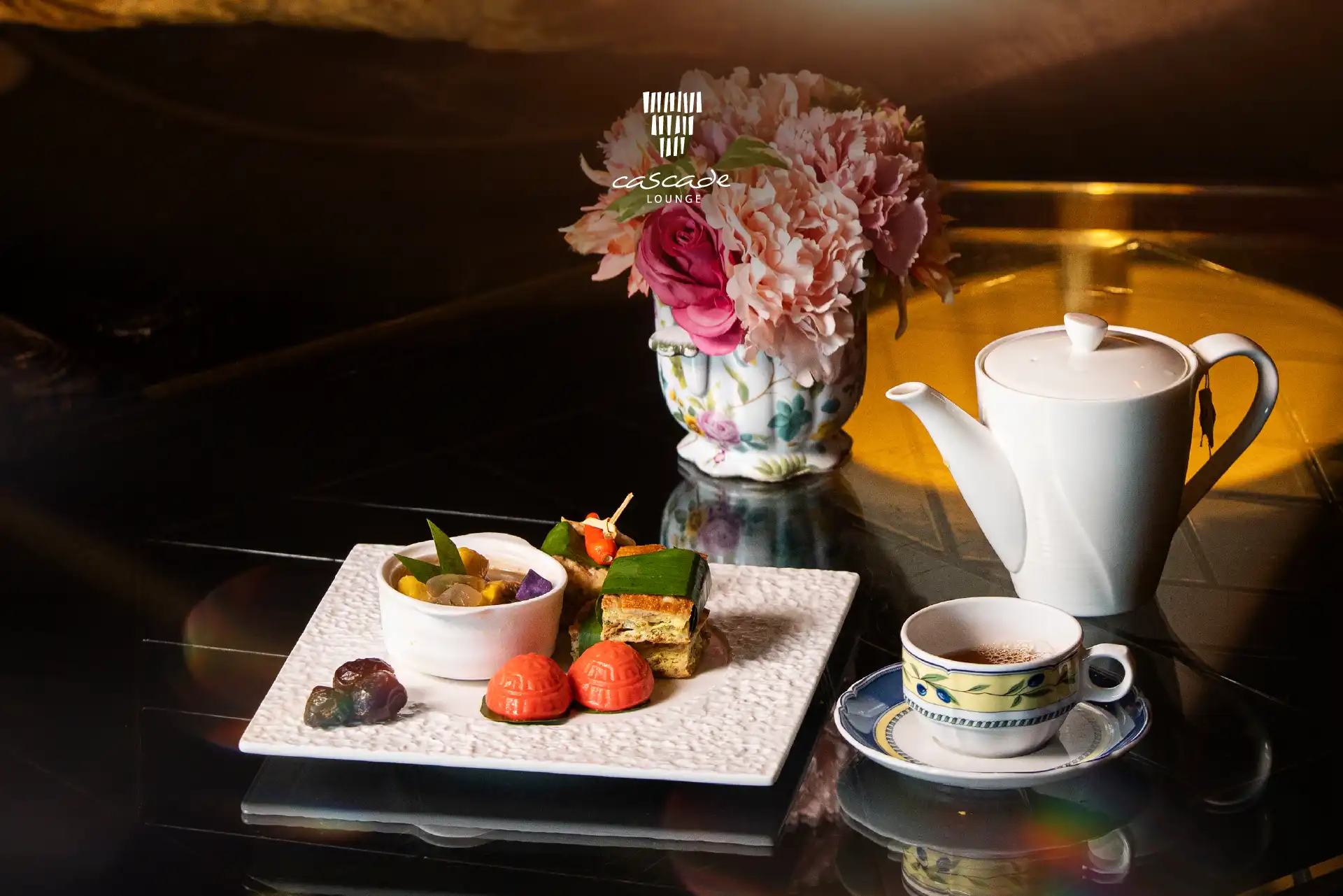 An elegant selection of takjil-inspired iftar dishes served at Cascade Lounge during Ramadan