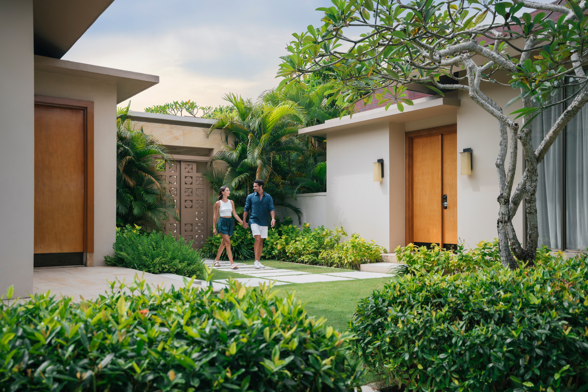 Bali travel checklist with passport, visa documents and Ngurah Rai International Airport arrival guide