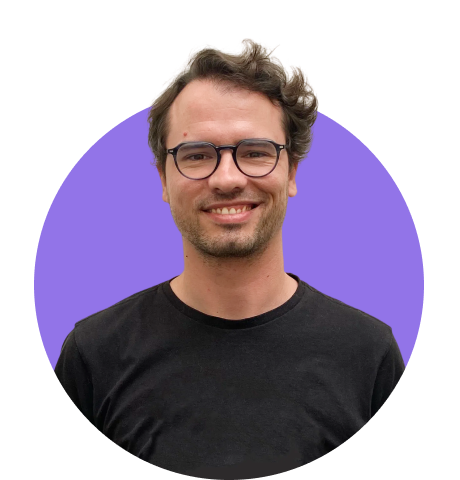 man in black t-shirt