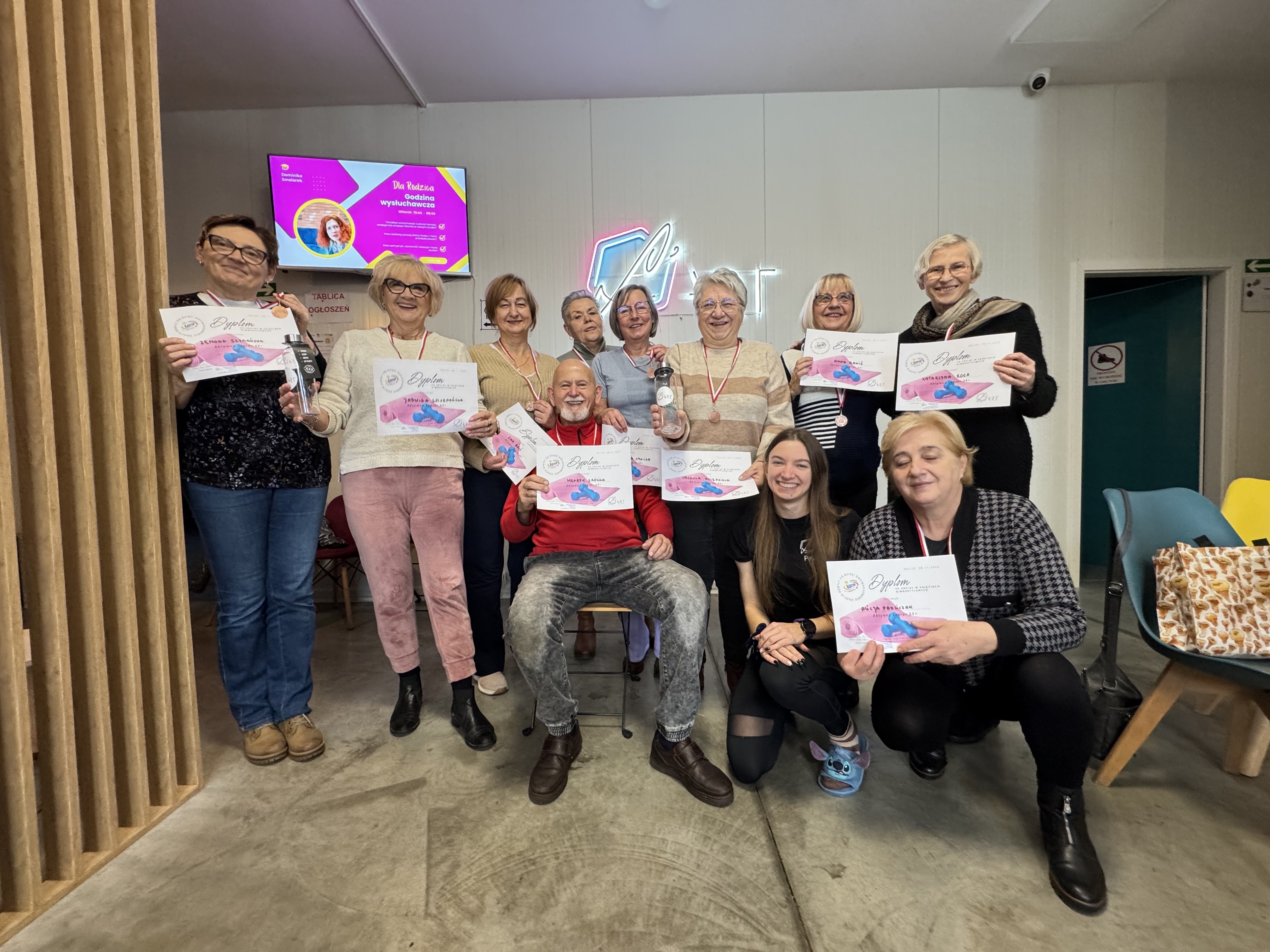 projekt aktywny senior 55+ Kalisz zajęcia dla seniorów l'art