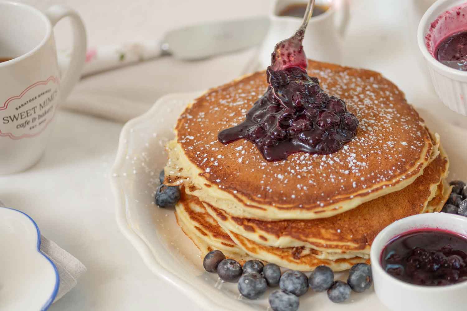 Sweet Mimi's cafe pancakes