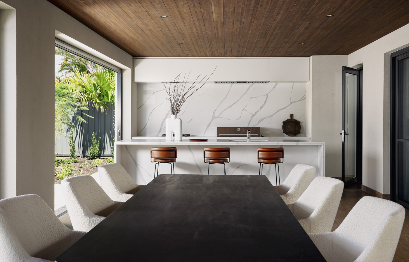 Outdoor Kitchen by Urbane Projects, featuring the CLUM212S Silent BBQ Rangehood