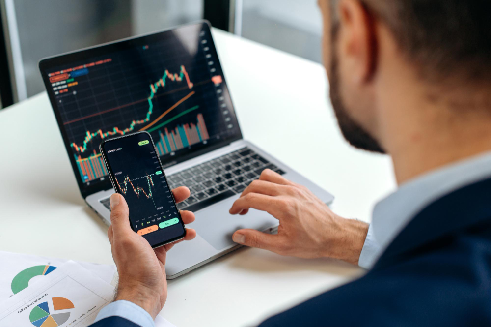 Najčastejšie chyby pri investovaní, ktoré vás môžu stáť tisíce eur
