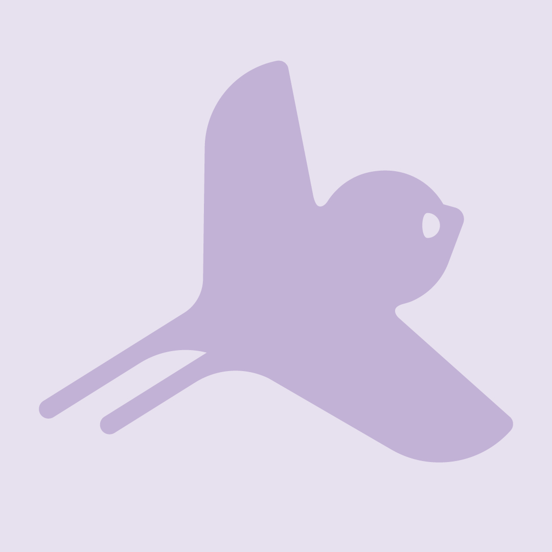 Abstrakte lila Silhouette eines Vogels mit breiten Flügeln auf helllila Hintergrund.