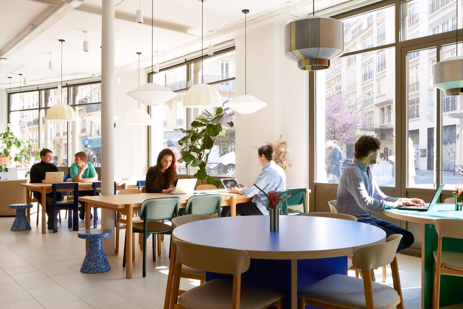 Espace commun dans un bureau de travail