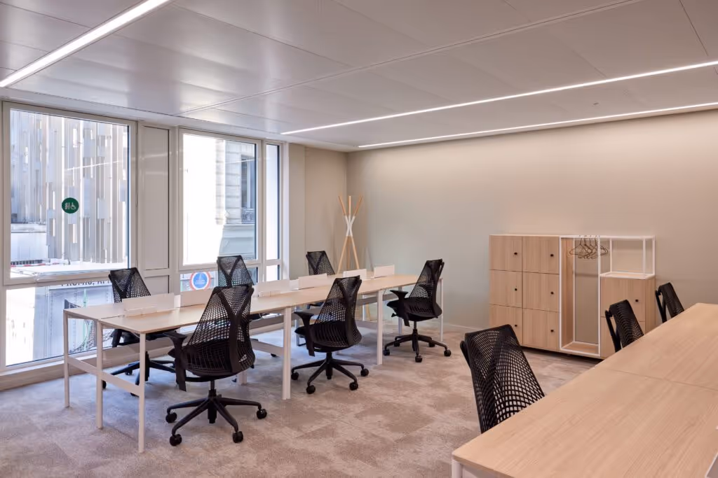 Espace de travail, bureaux fermés