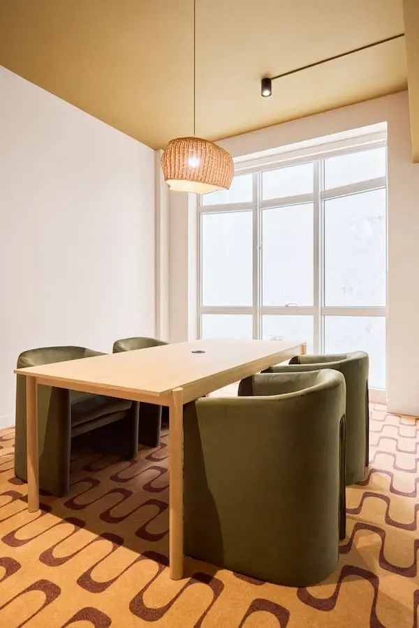 Salle de réunion Schilling du coworking Morning