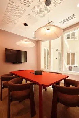 Salle de réunion Raymonde du coworking Morning