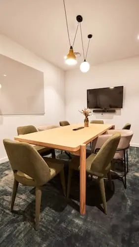 Salle de réunion Berryer du coworking Morning