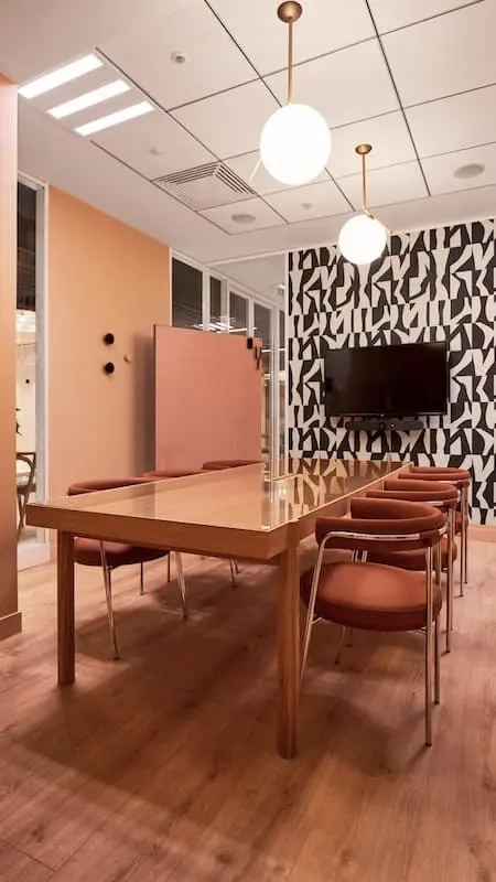 Salle de réunion Plant du coworking Morning
