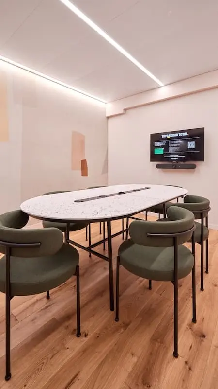 Salle de réunion Auroville du coworking Morning