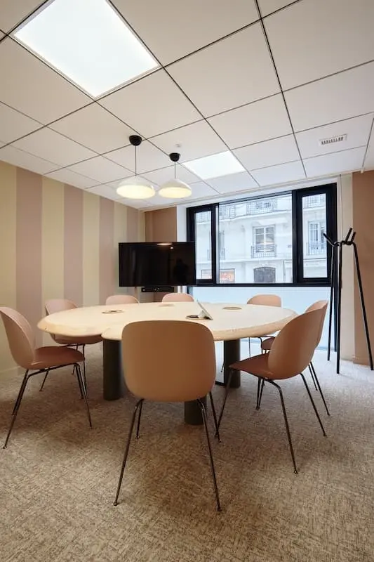 Salle de réunion Klein L. du coworking Morning