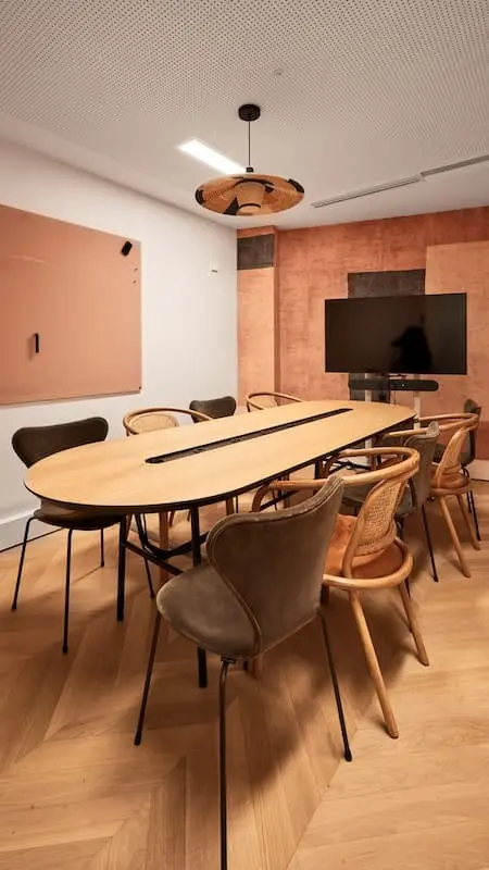 Salle de réunion Bartholdi T. du coworking Morning