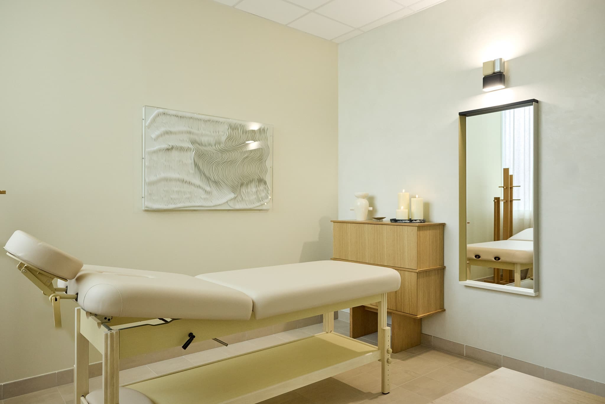 Salle de massage dans l'espace bien-être