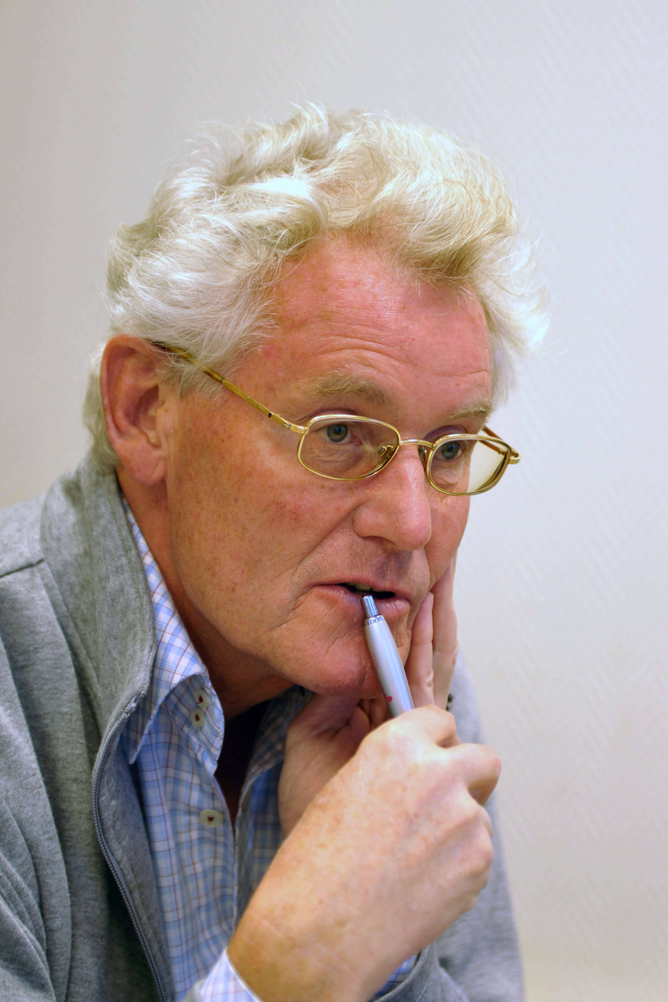 Frans Hendriksen, Tubbergs schrijver en columnist