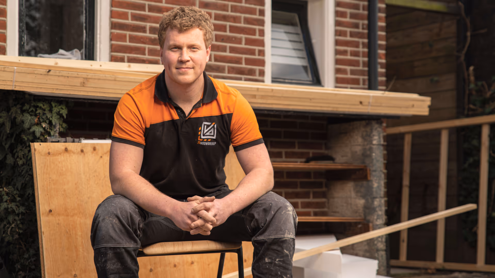 Daan van der Woude, de 24-jarige eigenaar van JD bouwgroep.