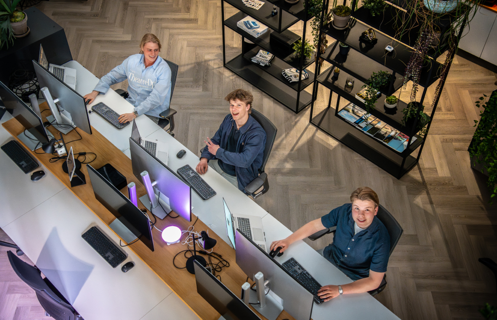 Serious business: Drie studenten en vrienden aan de start van hun eigen échte bedrijf.